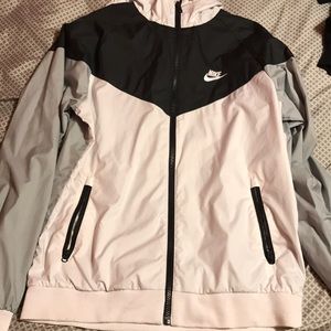 Nike windbreaker